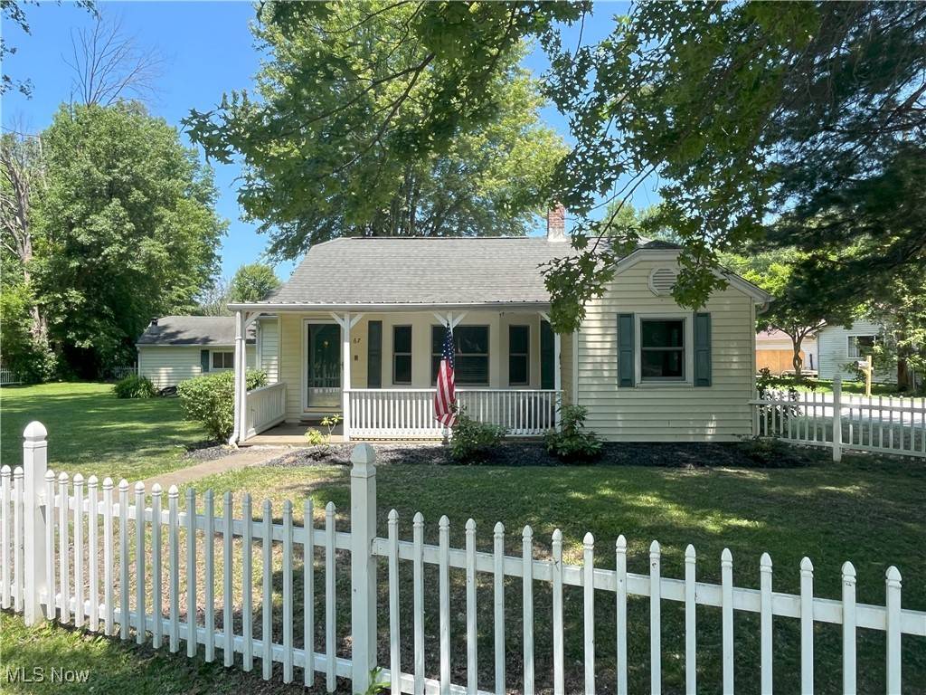 67 Rainbow DR, Painesville, OH 44077