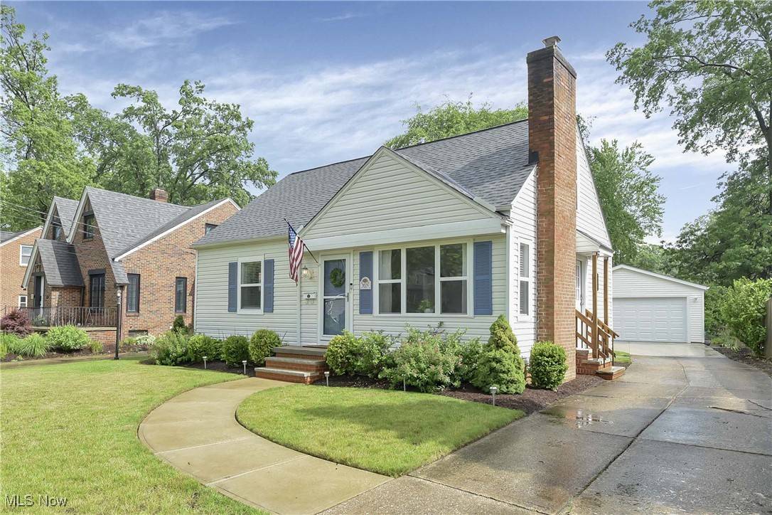 24529 Bruce RD, Bay Village, OH 44140