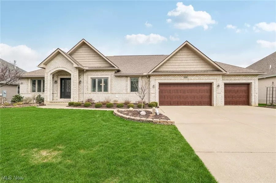 21200 Castlewood DR, Strongsville, OH 44149