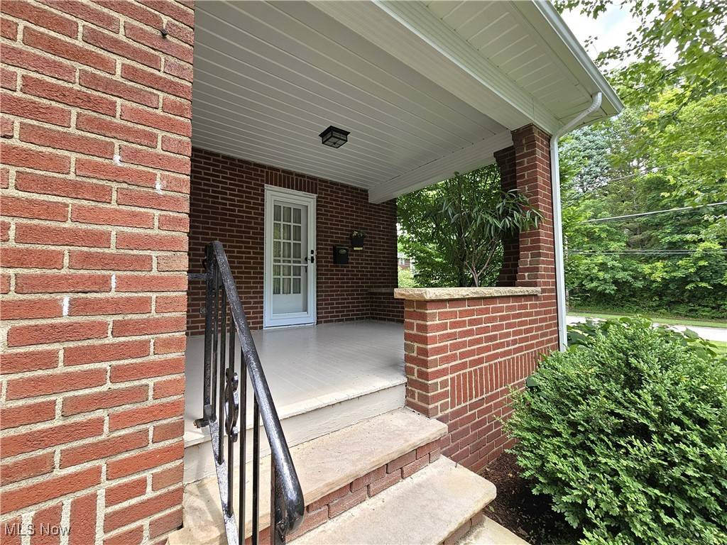 house_img
