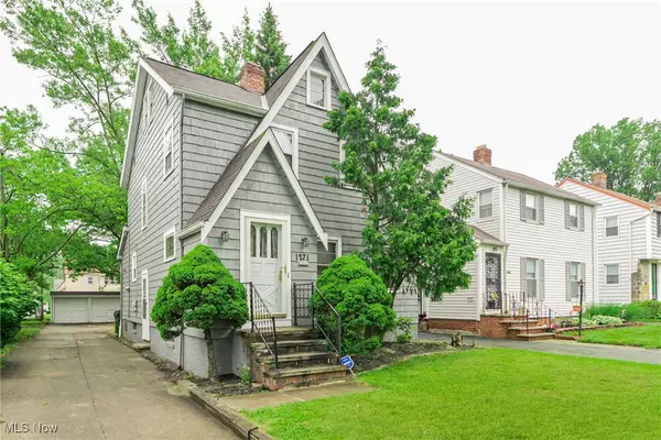 South Euclid, OH 44121,1271 Winston RD