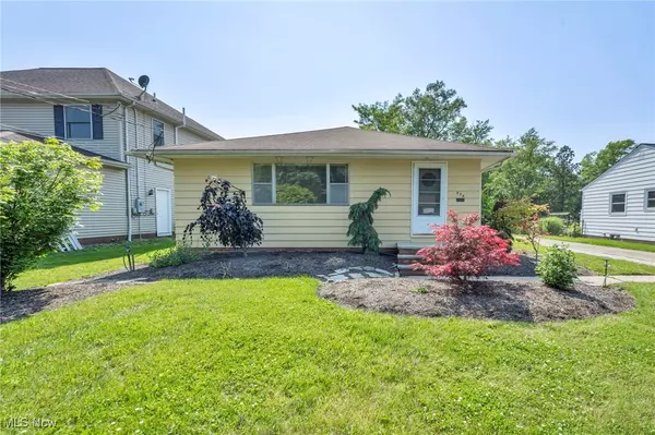 874 Lander RD, Highland Heights, OH 44143