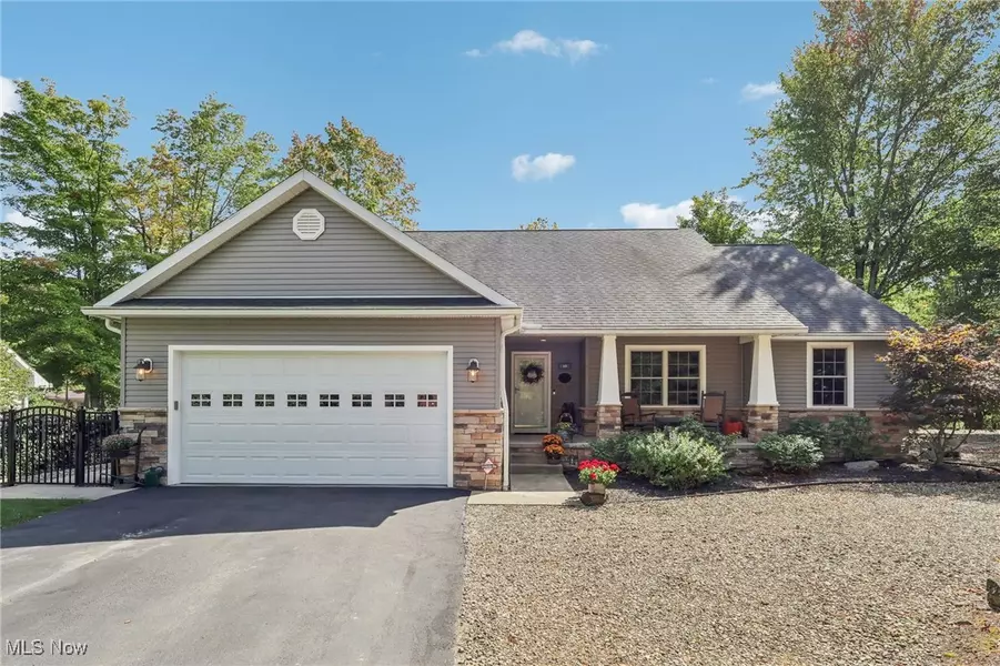 68 Rockaway DR, Roaming Shores, OH 44085