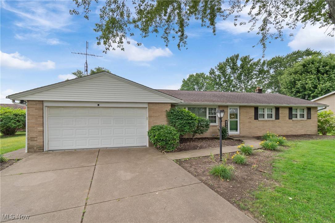5215 Glenhill AVE NE, Canton, OH 44705