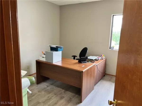 Wooster, OH 44691,2056 Portage RD #500