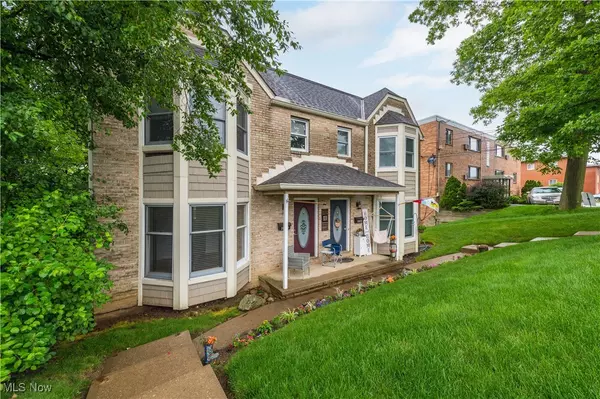 20652 Detroit RD, Rocky River, OH 44116