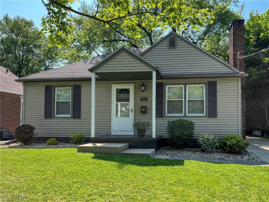 202 Ohio AVE, Niles, OH 44446