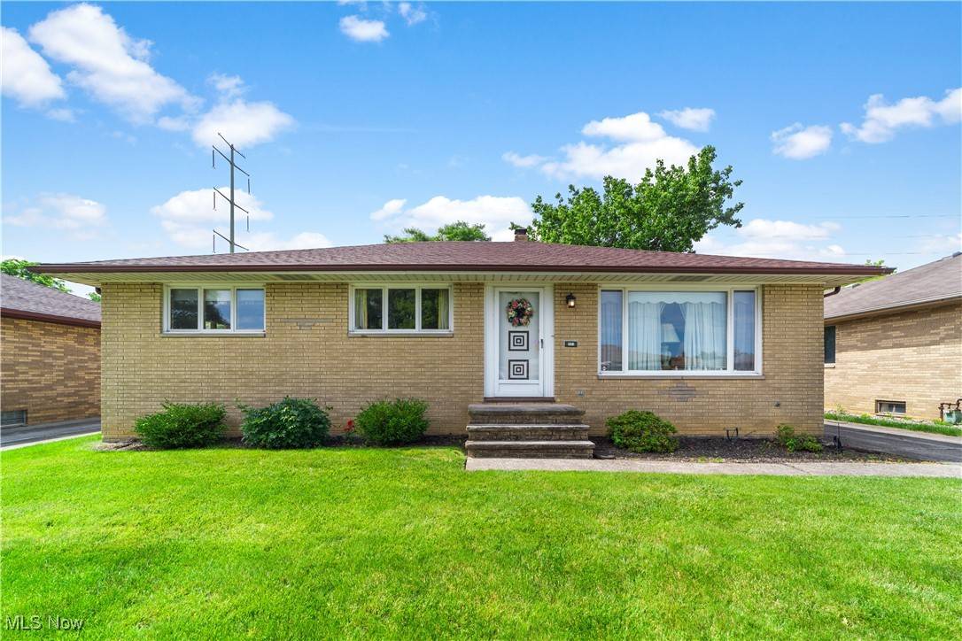 9691 Idlewood DR,  Brooklyn,  OH 44144