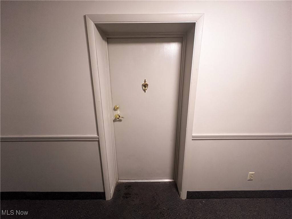 North Olmsted, OH 44070,25735 Lorain RD #218