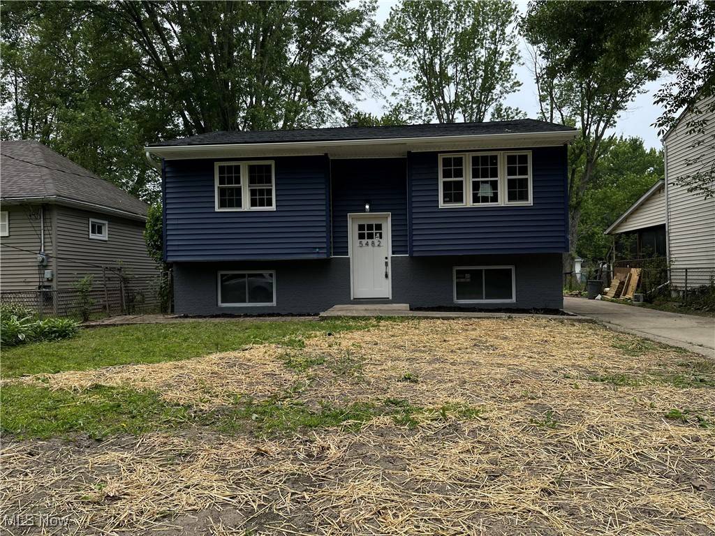 North Ridgeville, OH 44039,5482 Pleasant ST
