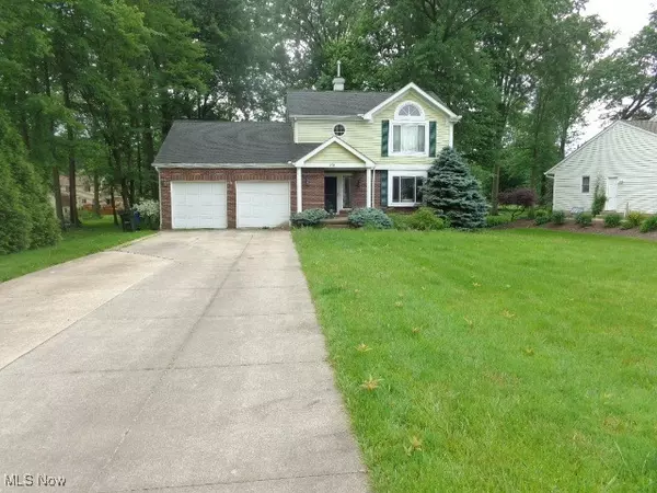 Macedonia, OH 44056,1418 Newport DR
