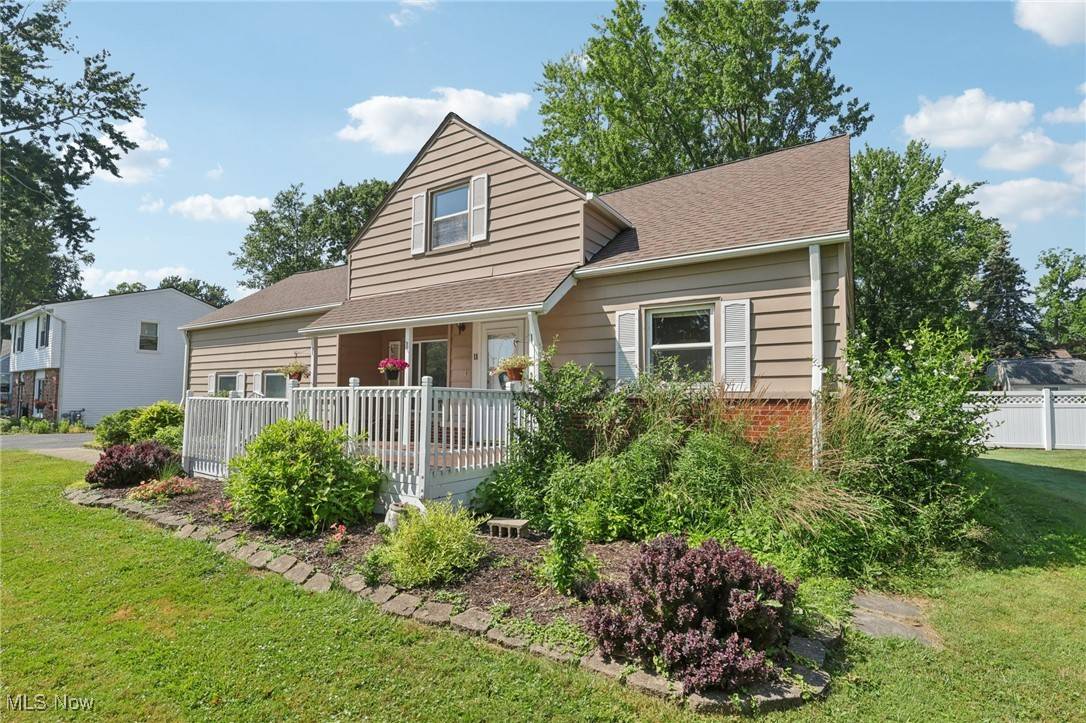 Eastlake, OH 44095,11 Shawondassee DR