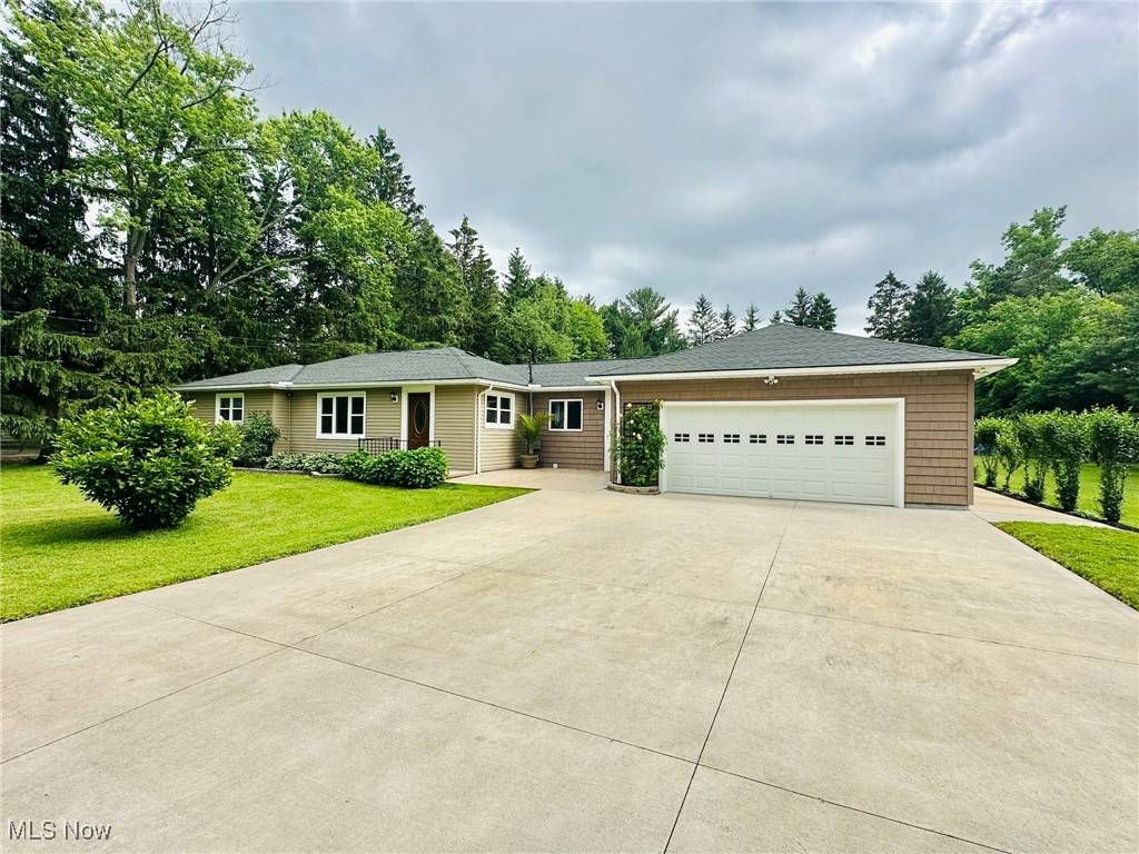 19891 Bowman DR, Strongsville, OH 44149