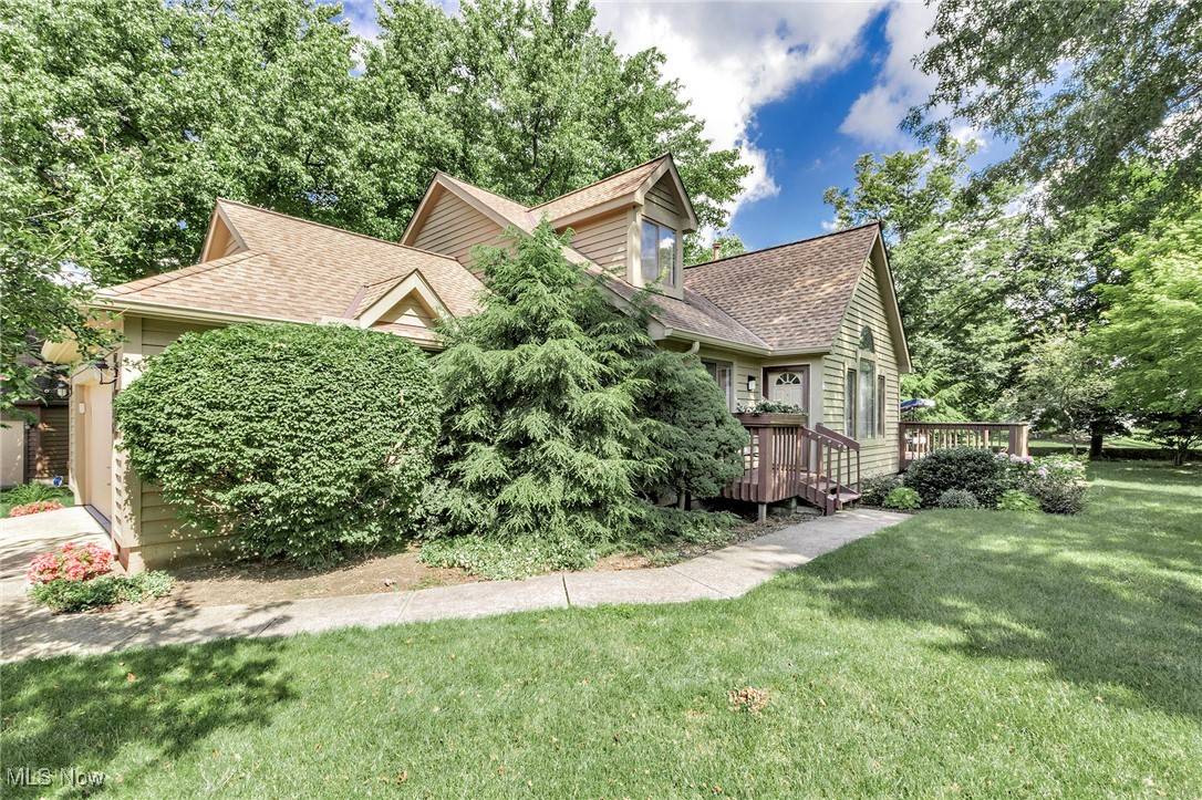 836 Arboretum CIR, Sagamore Hills, OH 44067
