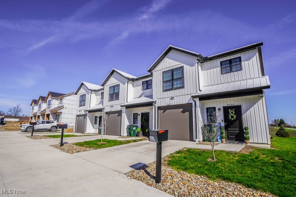 2046 Noble DR, Wooster, OH 44691