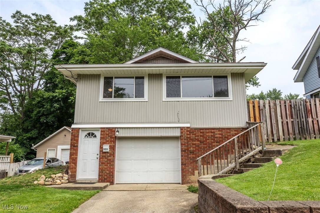 931 Harrison AVE, Akron, OH 44314
