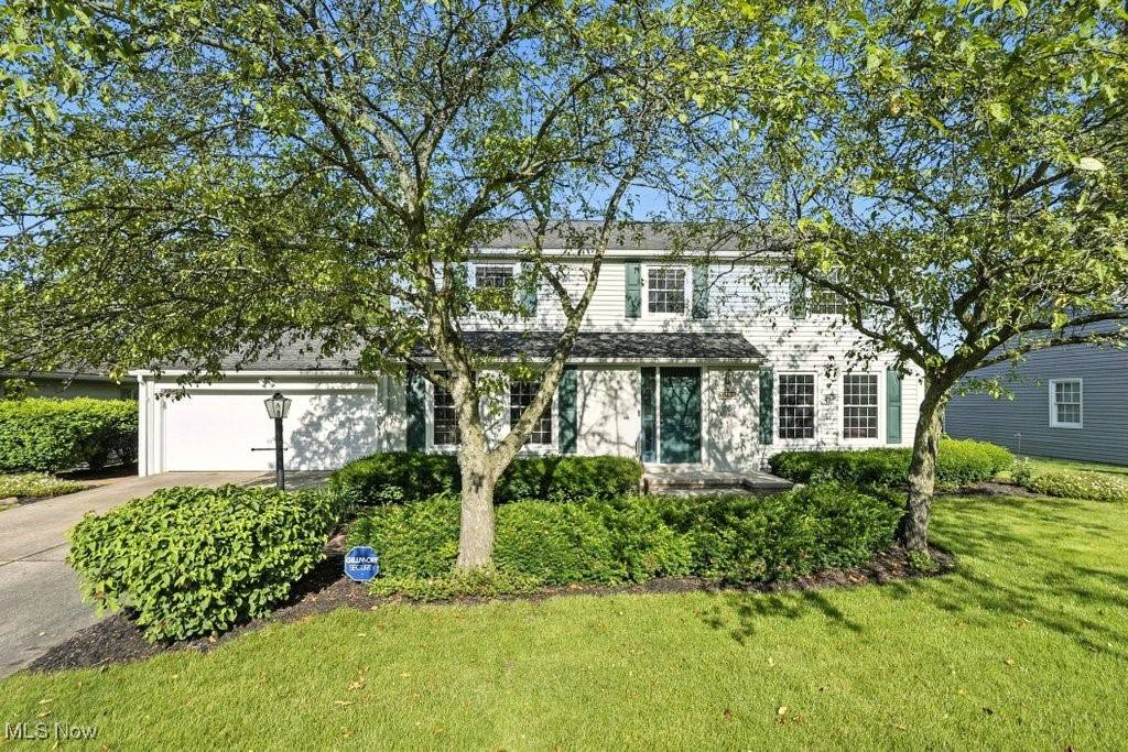 2850 Cedar Hill RD, Cuyahoga Falls, OH 44223