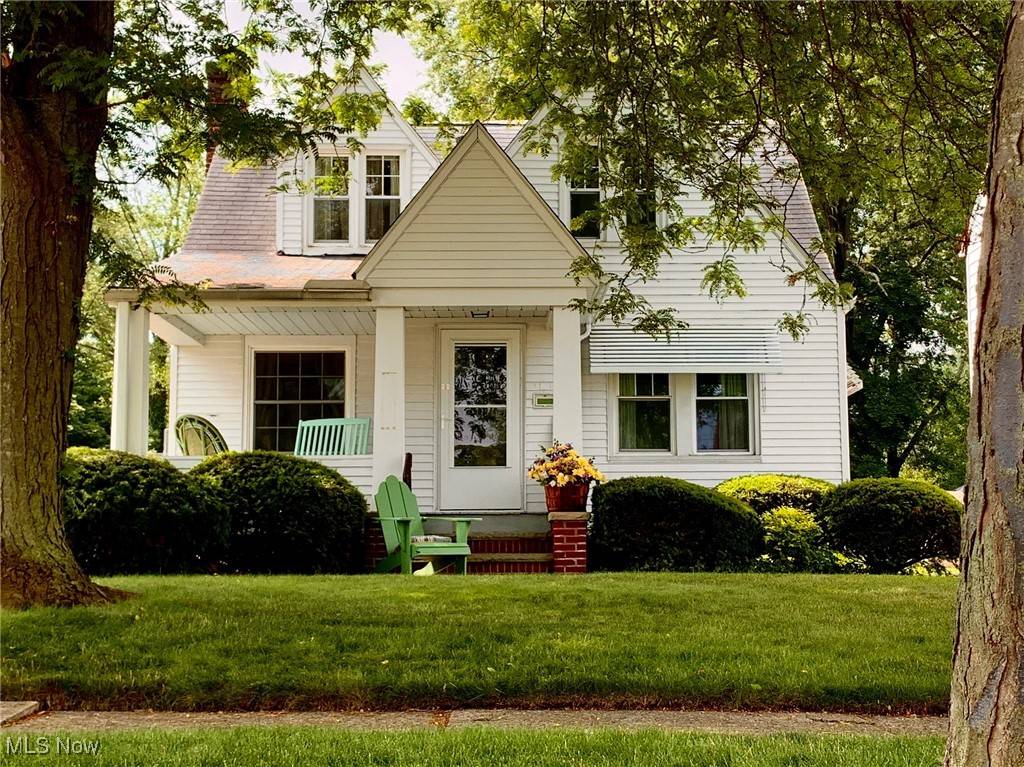 21437 Hillsdale AVE, Fairview Park, OH 44126