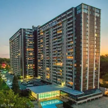 12900 Lake AVE #407, Lakewood, OH 44107
