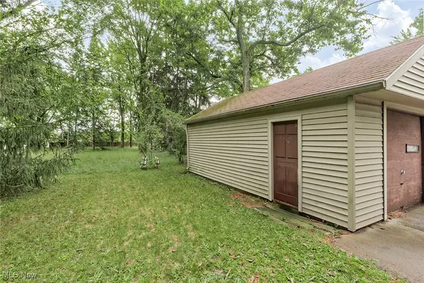 Mayfield Village, OH 44143,899 Lander RD
