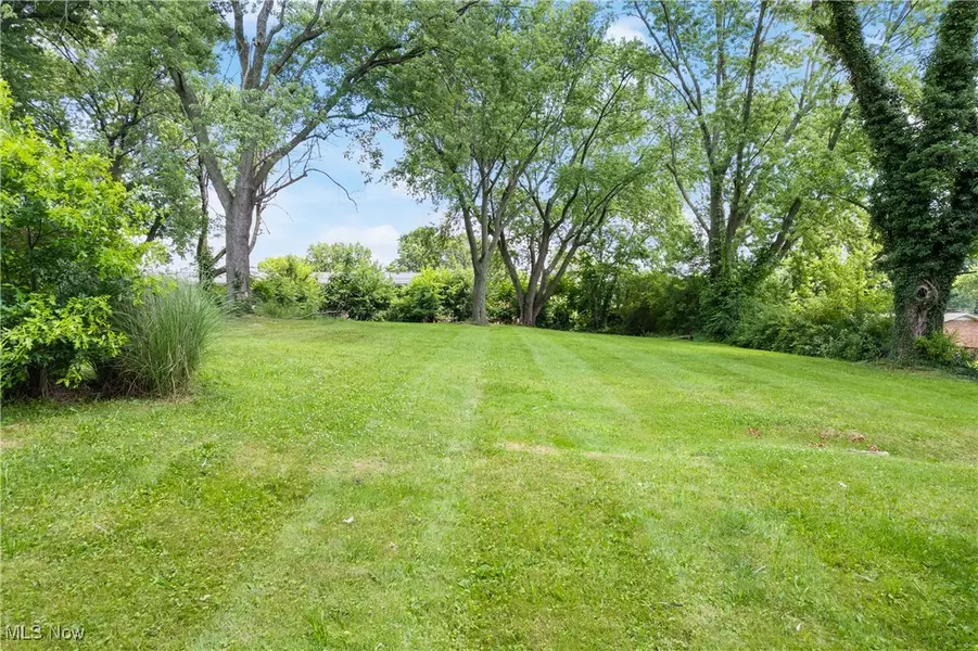 3410 Wales AVE NW, Massillon, OH 44646