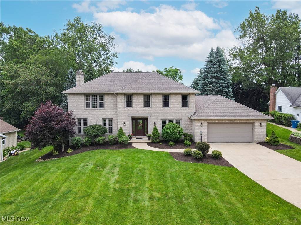 6224 Sandy Ridge CIR NW, North Canton, OH 44720
