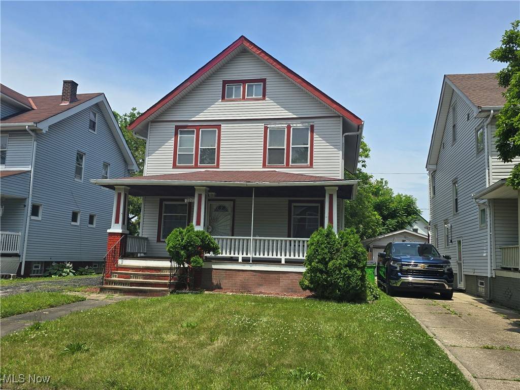 Garfield Heights, OH 44105,13207 Thornhurst AVE