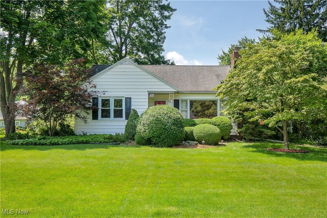 8298 Walter ST NW, Massillon, OH 44646