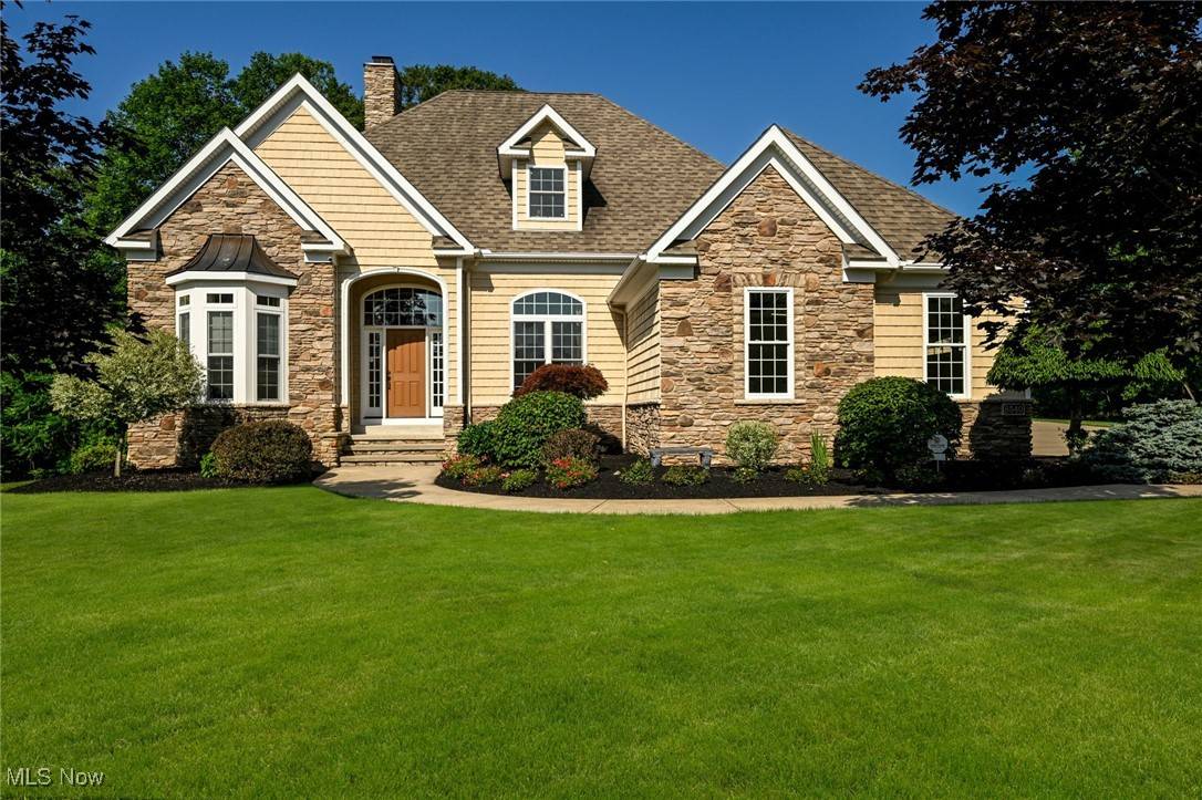 8540 Riverview DR, Garrettsville, OH 44231