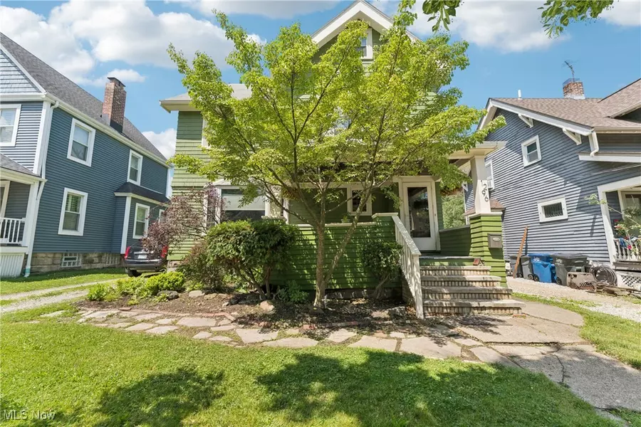 1296 Brockley AVE, Lakewood, OH 44107