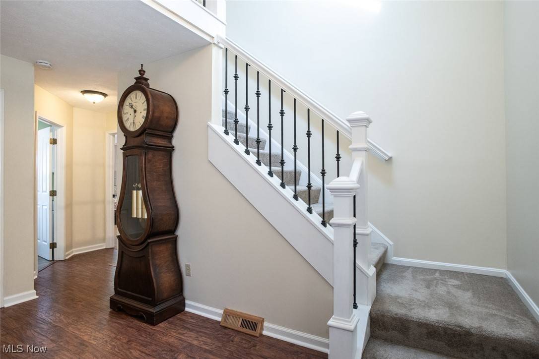Strongsville, OH 44136,9608 Downers Grove CT