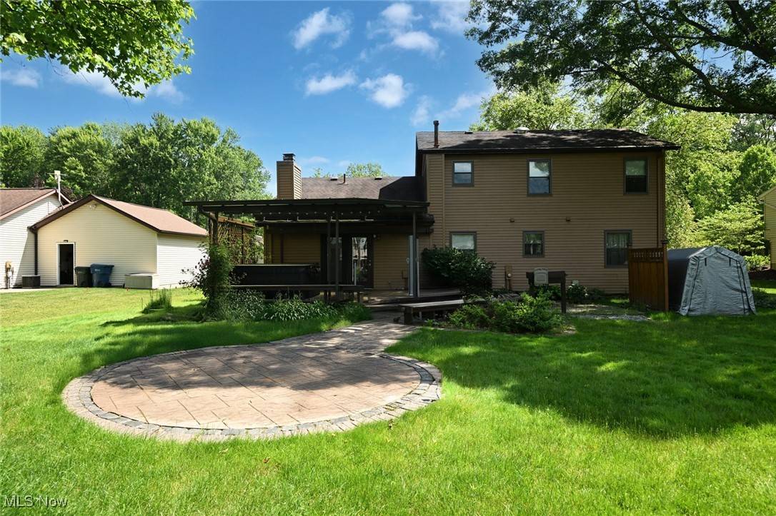 Olmsted Twp, OH 44138,26788 Skyline DR