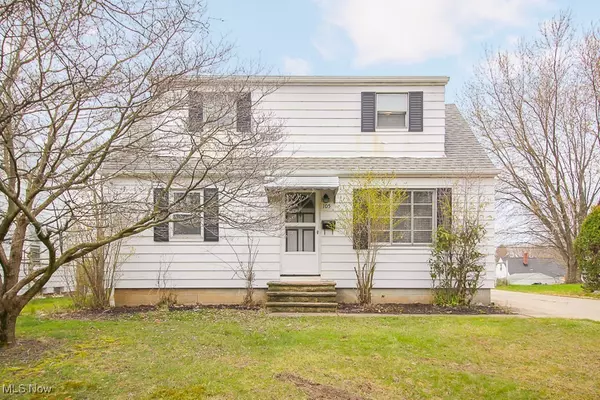 105 Tudor AVE, Bedford, OH 44146
