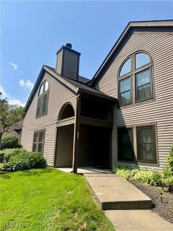 Warren, OH 44483,3840 Northwoods CT NE #2