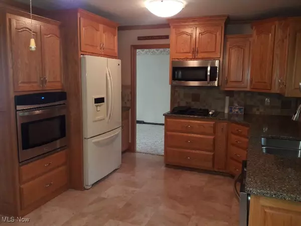 Seven Hills, OH 44131,2703 Pasadena DR