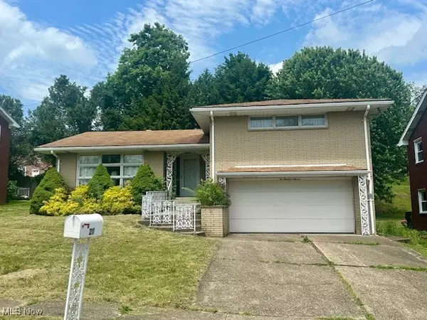 211 Donnell Street, Weirton, WV 26062