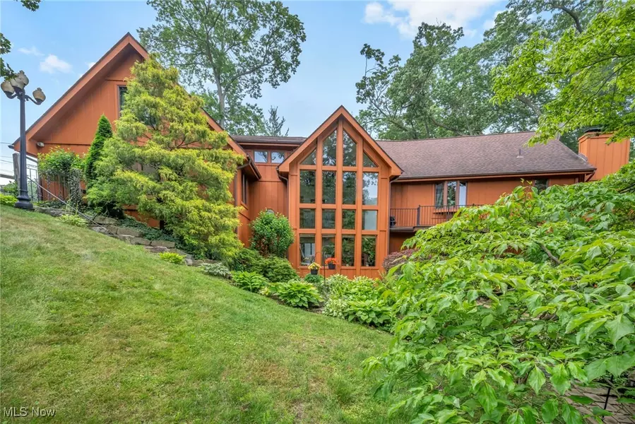 4618 Rex Lake DR, New Franklin, OH 44319