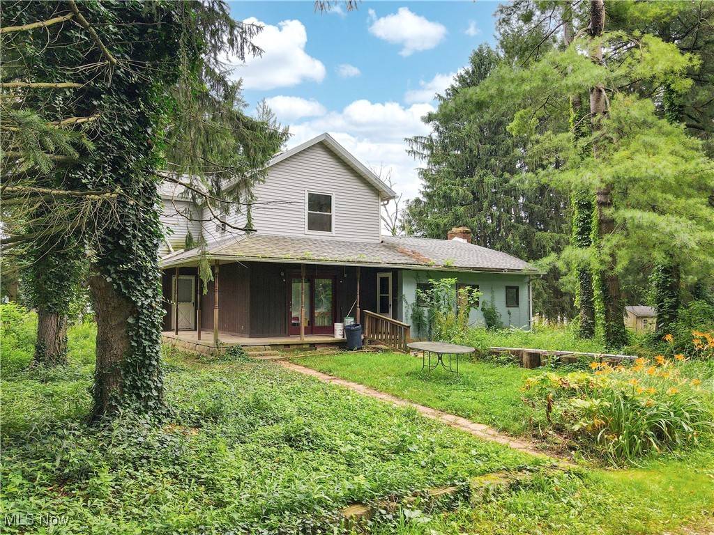 1811 Randolph RD, Mogadore, OH 44260