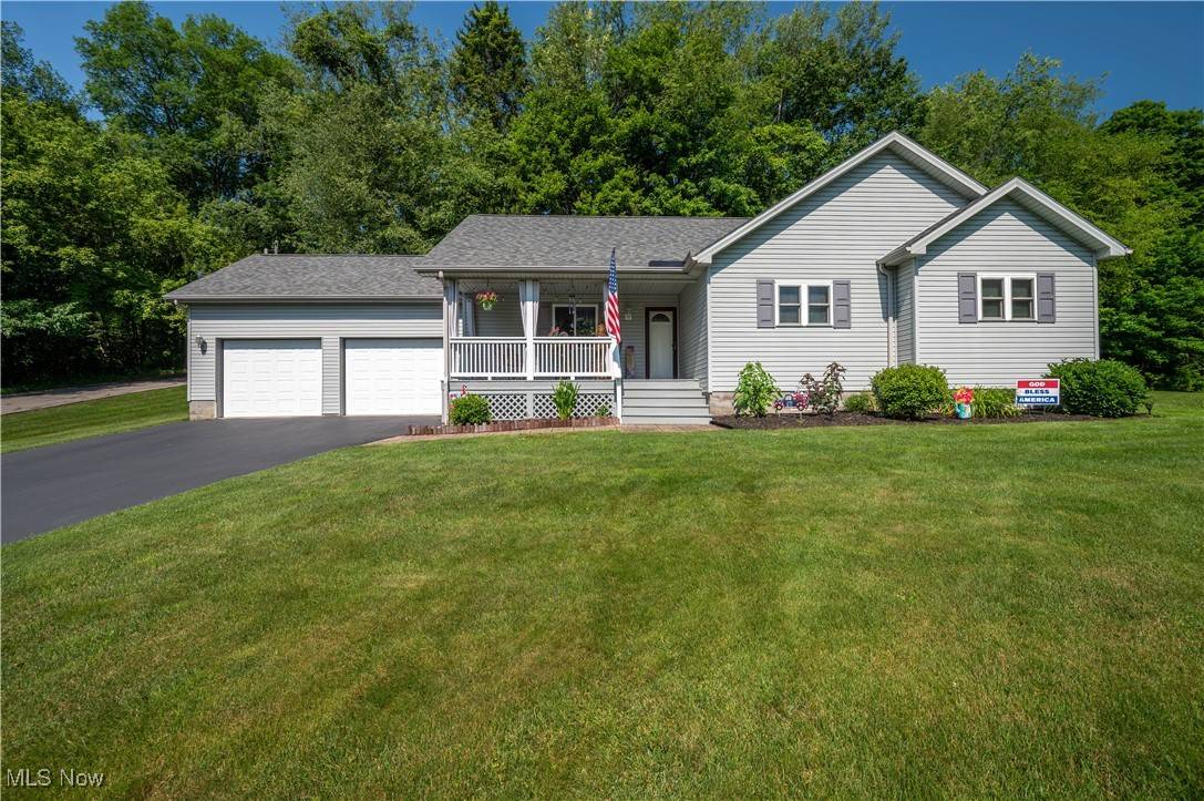 440 Lyons AVE, East Palestine, OH 44413