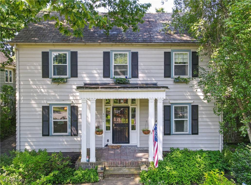 3004 Warrington RD, Shaker Heights, OH 44120