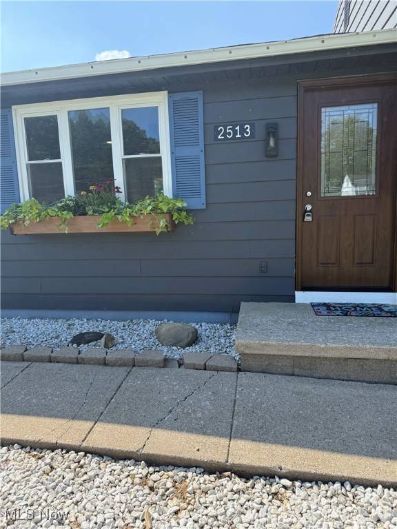Girard, OH 44420,2513 Walnut ST