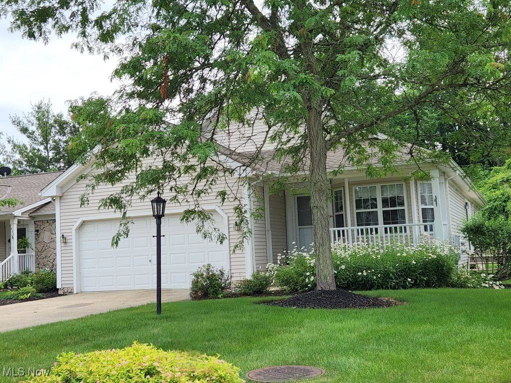 422 Dartmouth TRL, Sagamore Hills, OH 44067