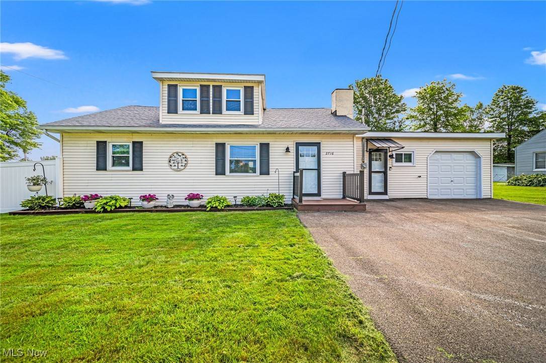 2716 Russell RD, Ashtabula, OH 44004