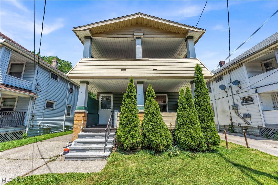 7902 Halle AVE #UP, Cleveland, OH 44102