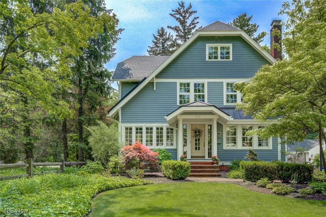 392 Bell ST, Chagrin Falls, OH 44022