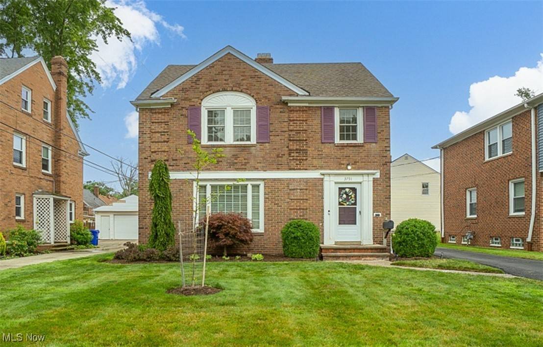 University Heights, OH 44118,3791 Hillbrook RD