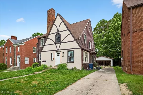 Cleveland Heights, OH 44118,3521 Berkeley RD