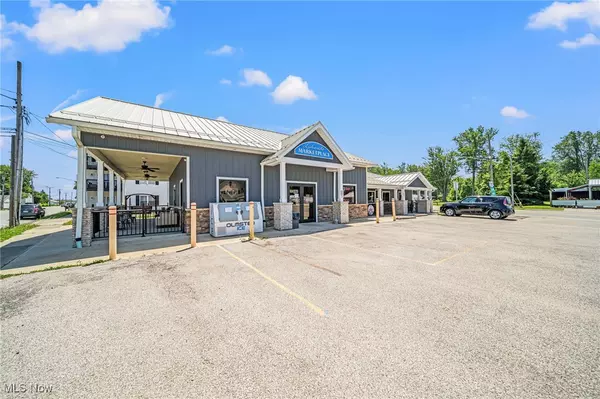 Geneva, OH 44041,5125 Lake RD E