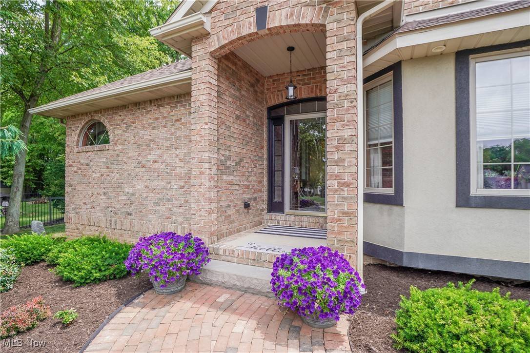Akron, OH 44312,2641 Topflite DR