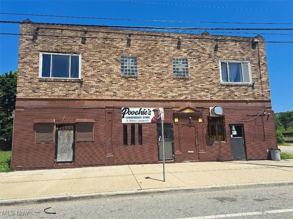 11923 Miles AVE, Cleveland, OH 44105